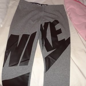 Nike leggings